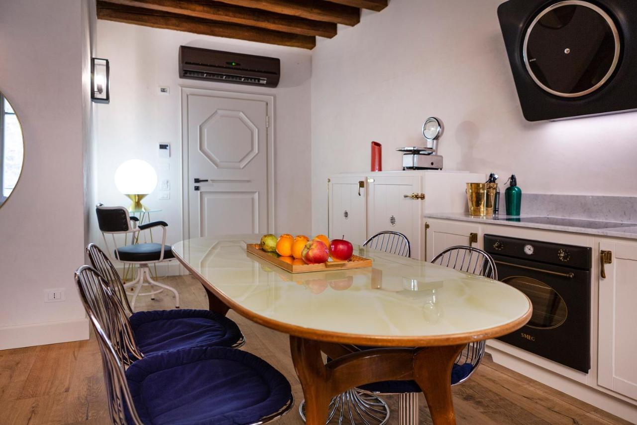 Residenza Palazzo Brenzoni Apartamento Verona Exterior foto